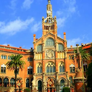 Bcnstop Sagrada Familia Apartmanhotel